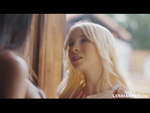 ❤️ Qız bir neçə ay sonra evə gəlir və sonda ögey anasının pişiyini yeyir ❤️❌ Sikişmə videosu  az.mouthporn.ru ❌️❤